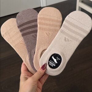 (4) Women's Adidas Neutral Tone Invisible No Show Sneaker Socks Size 5-8